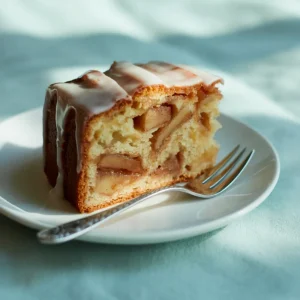Moist Cinnamon Apple Cake