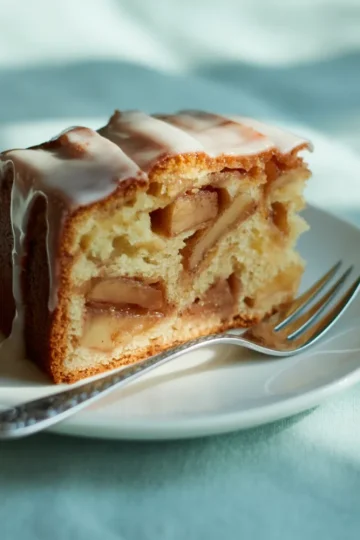 Moist Cinnamon Apple Cake