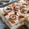 Cinnamon Roll Cheesecake Bars