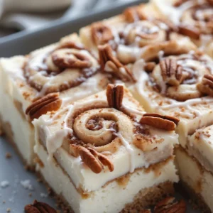 Cinnamon Roll Cheesecake Bars